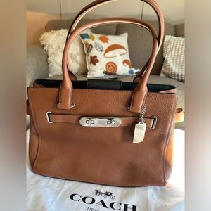 COACH Swagger Carryall Satchel tote